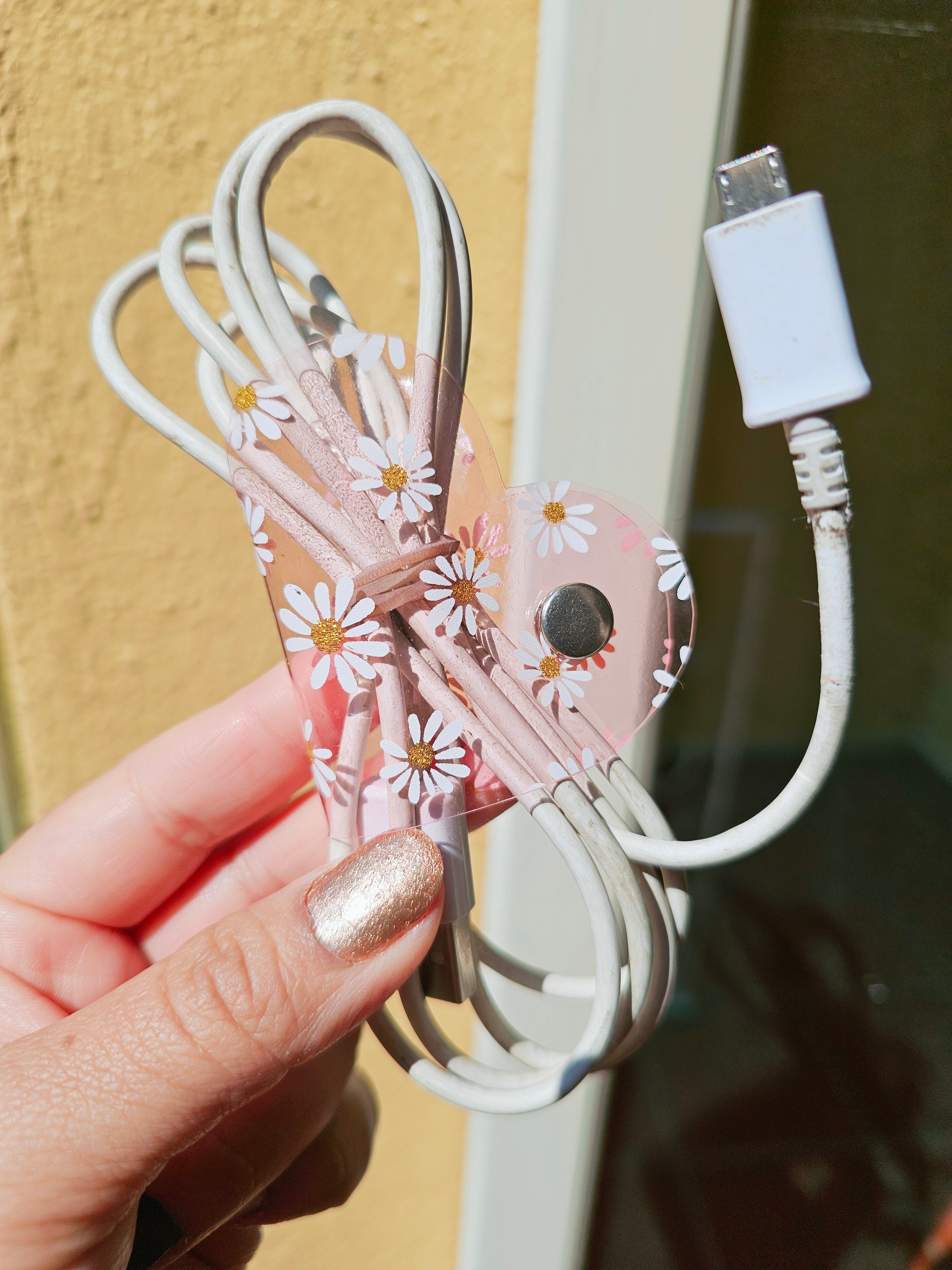 Clip de Cable GD Rosa Margaritas