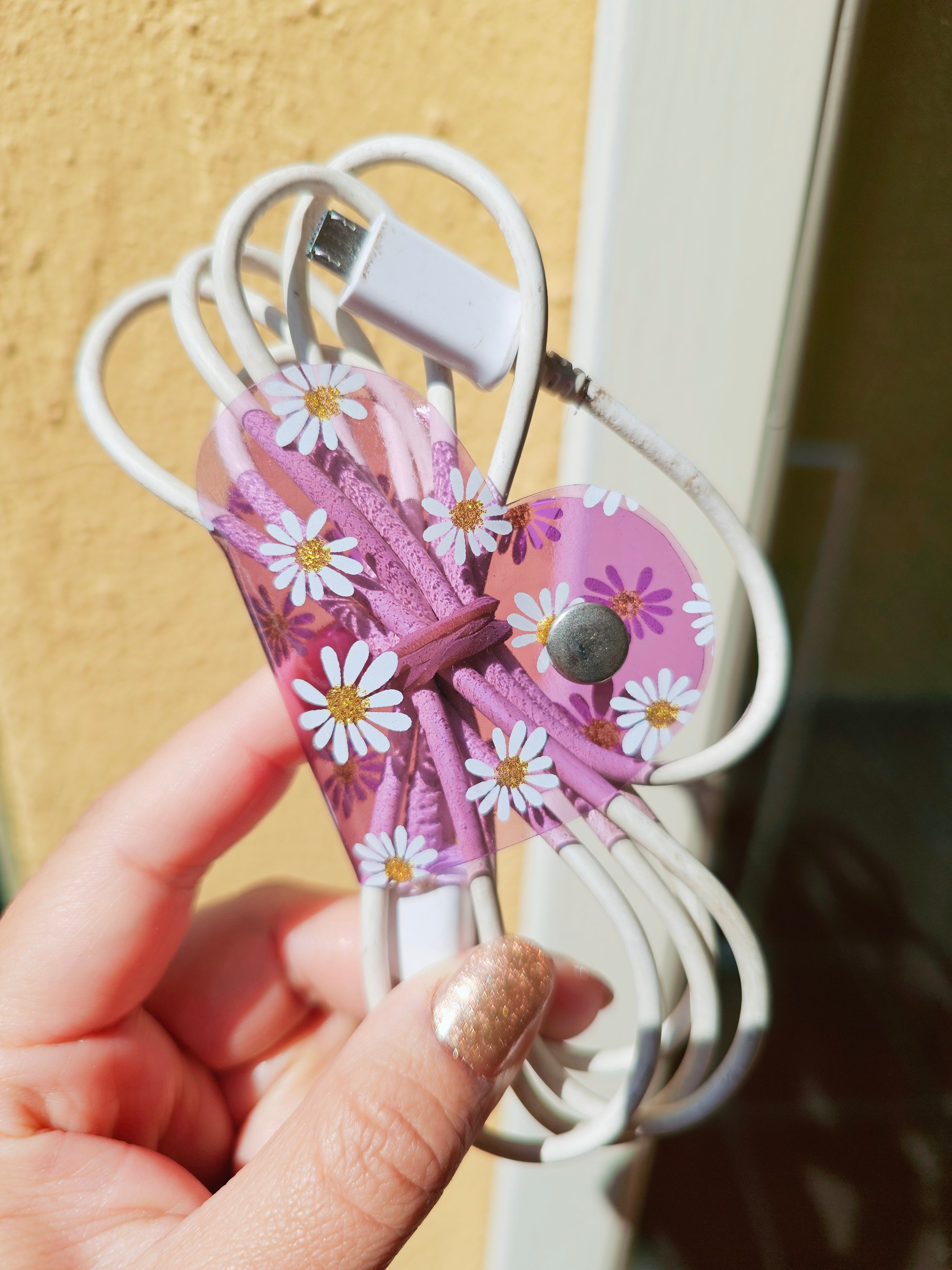Clip de Cable GD Lila Margaritas