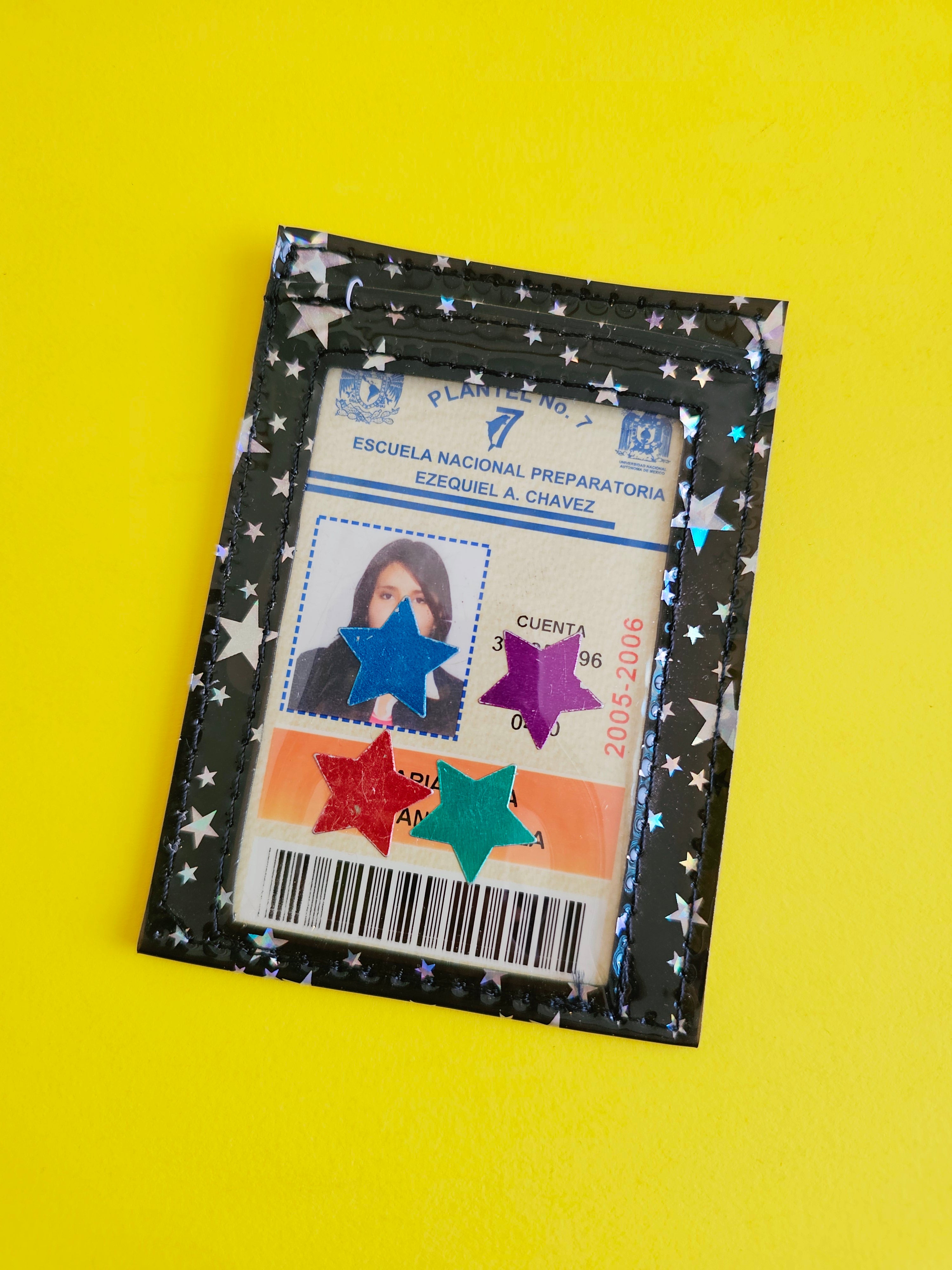 P. Credencial Vertical Negro Estrellas