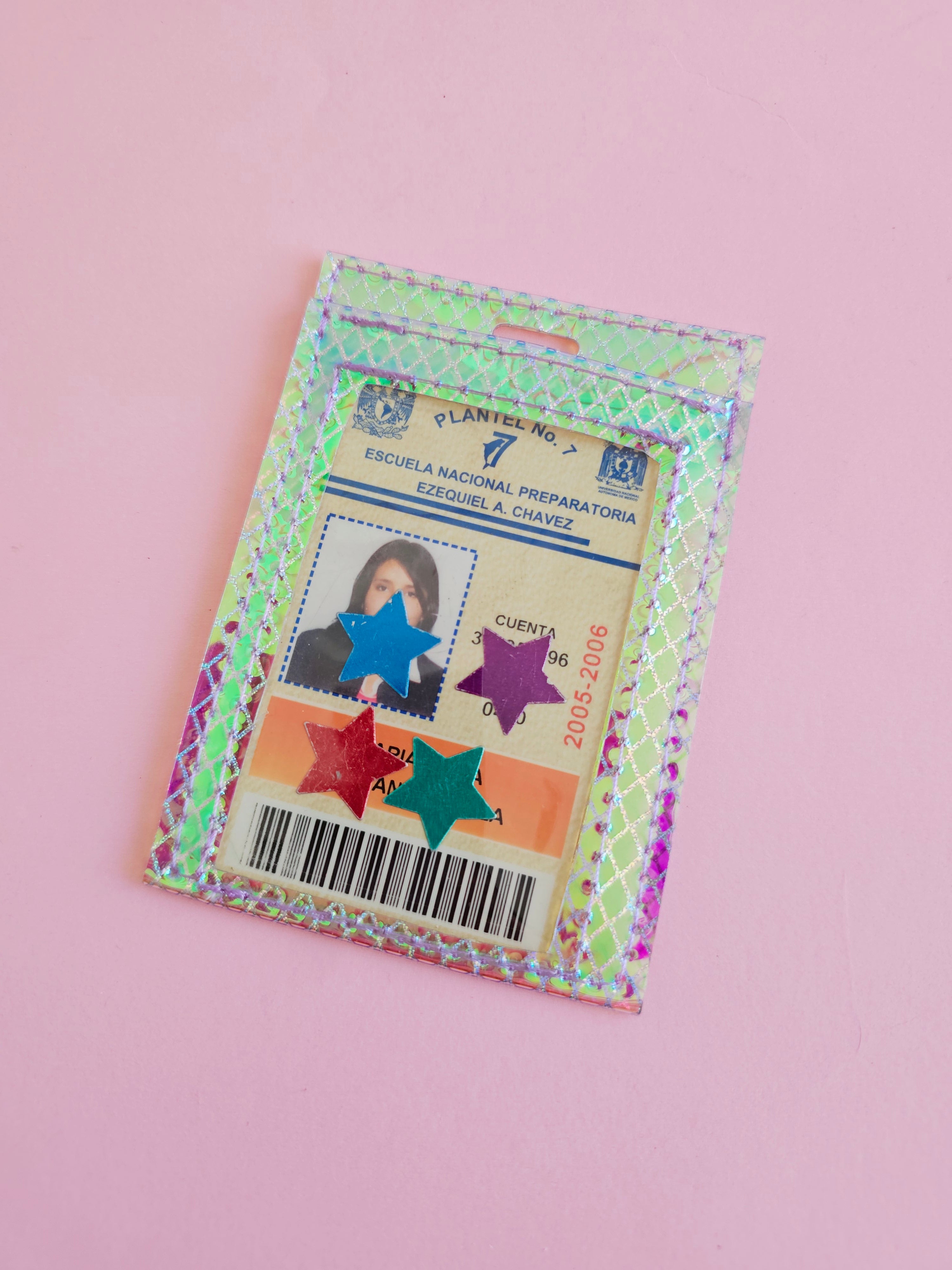 P. Credencial Vertical Red