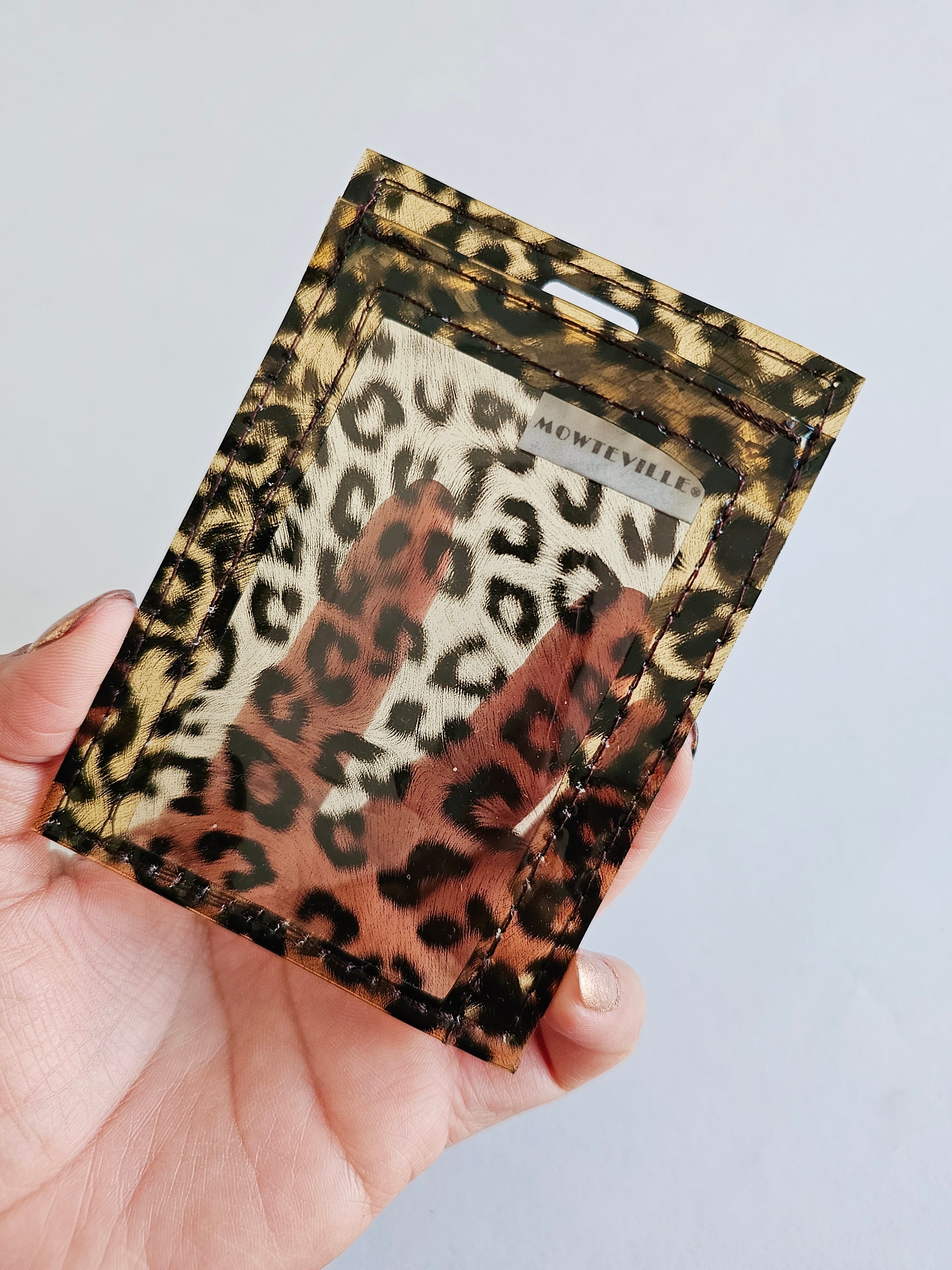 P. Credencial Vertical Animal Print