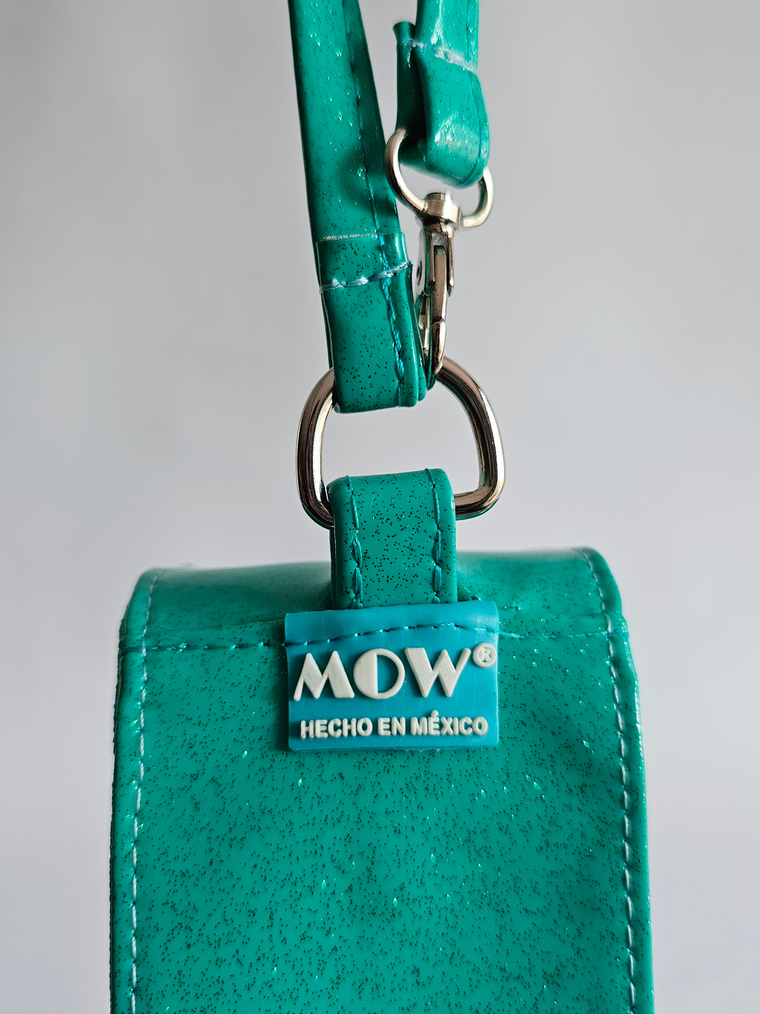 Clip de Ropa Verde Glitter