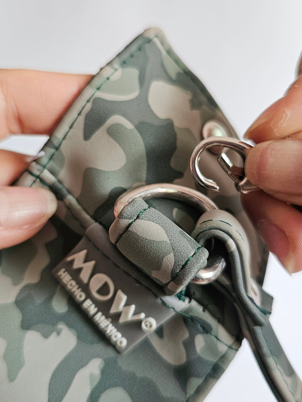 Clip de Ropa Verde Camuflaje