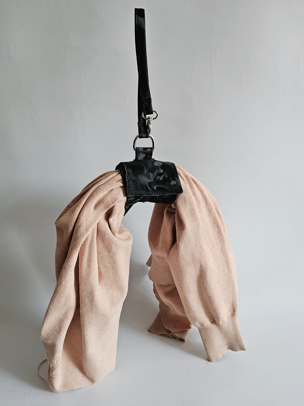 Clip de Ropa Negro Camuflaje