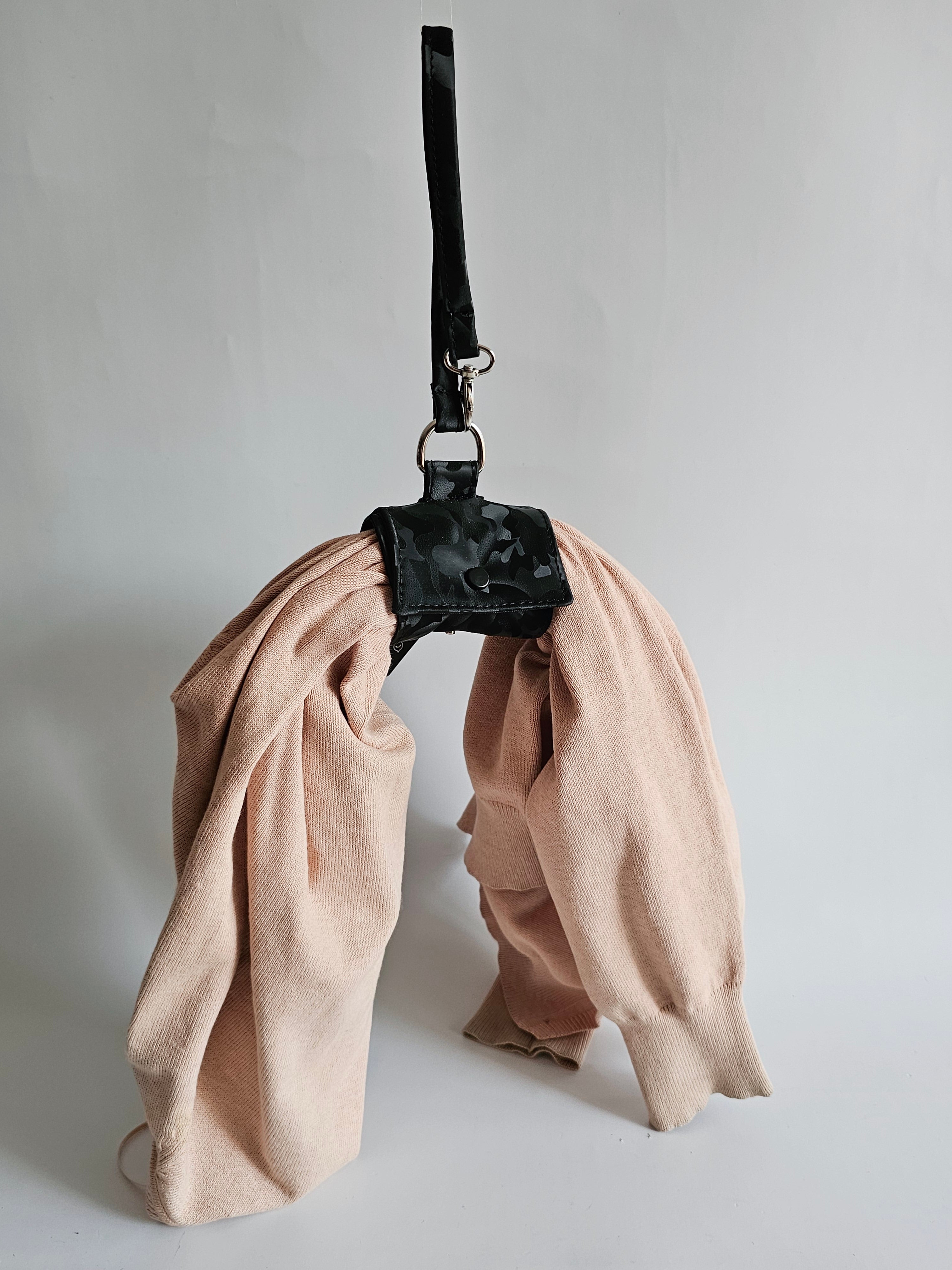 Clip de Ropa Negro Camuflaje
