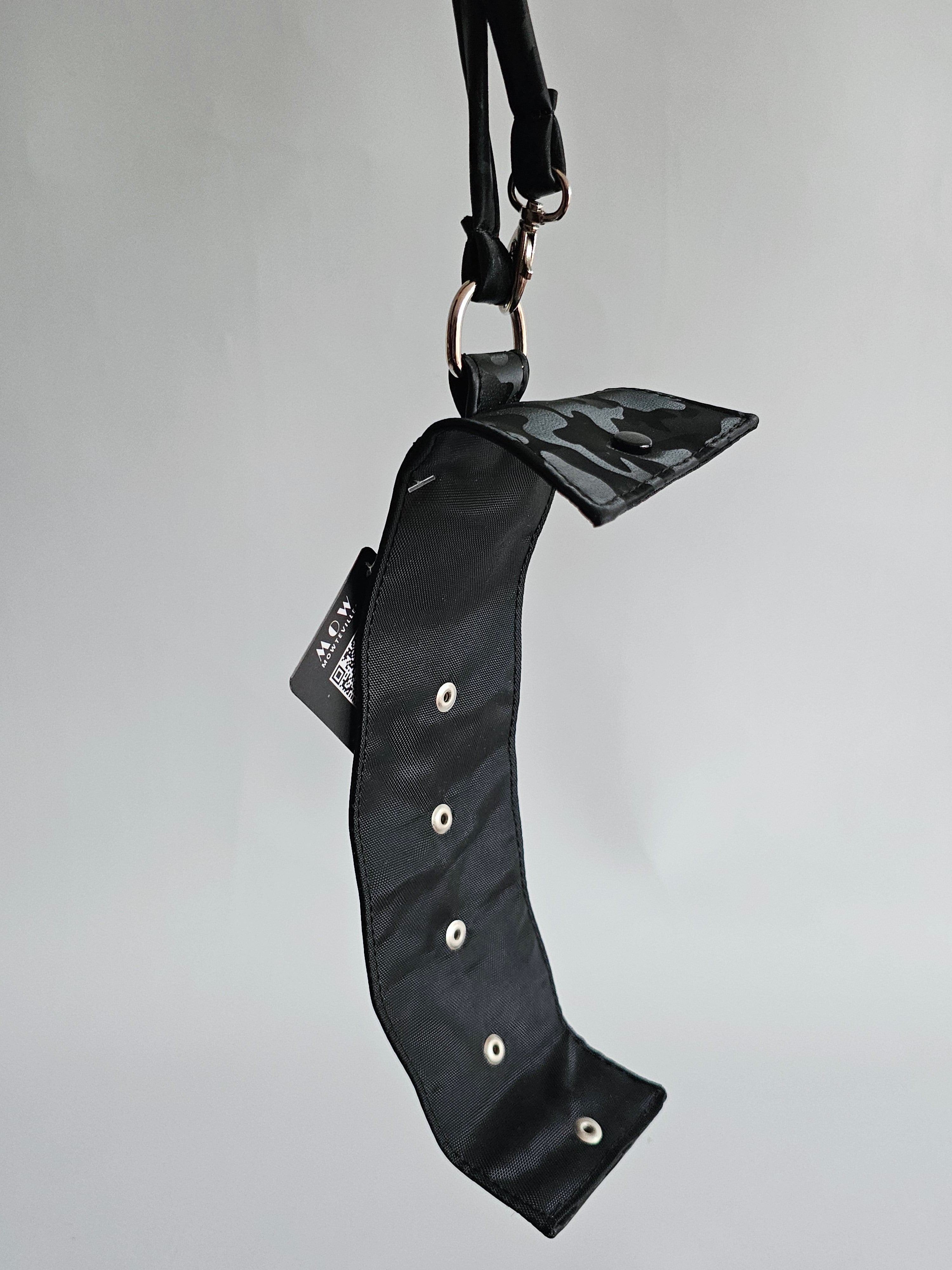 Clip de Ropa Negro Camuflaje